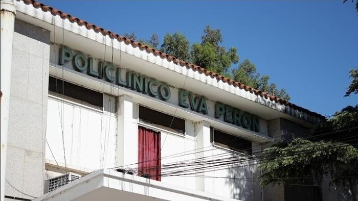 El policía murió en el Policlínico Eva Perón.