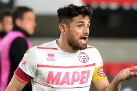 La Fiscalía citó a declarar como imputado a Lautaro Acosta