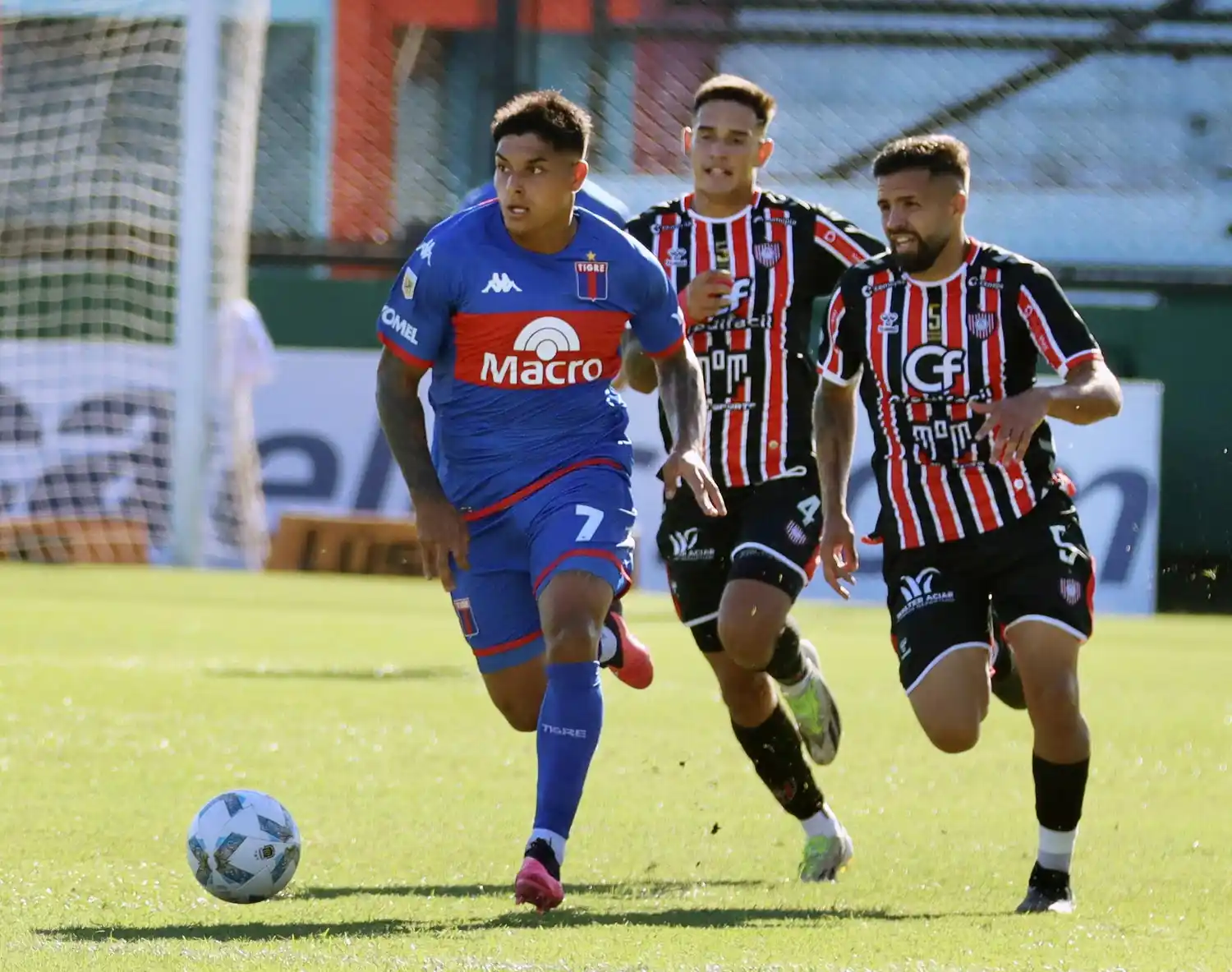 Tigre y Chacarita vuelven a estar frente a frente.