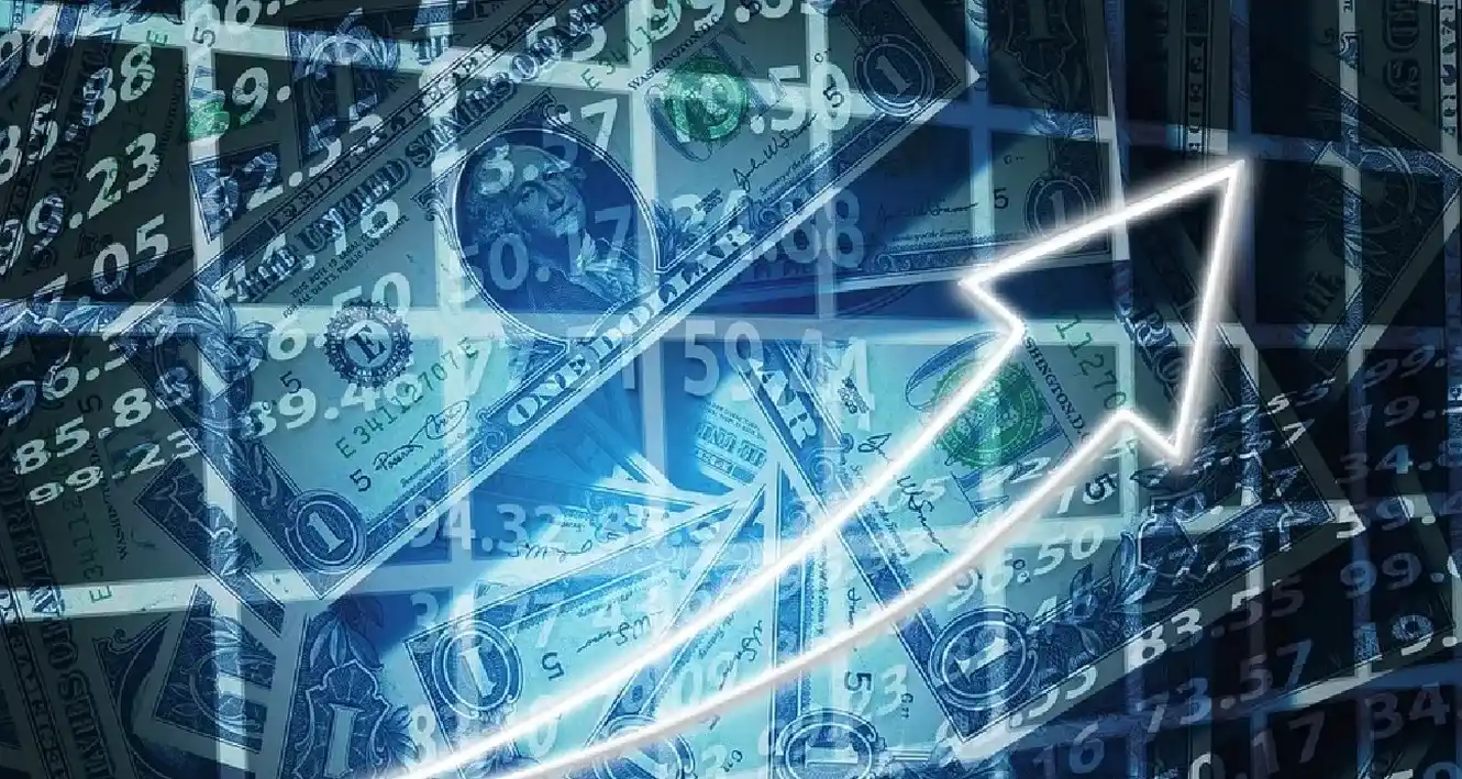 El dólar blue quebró los $1400, subió el riesgo país y cayeron bonos y acciones