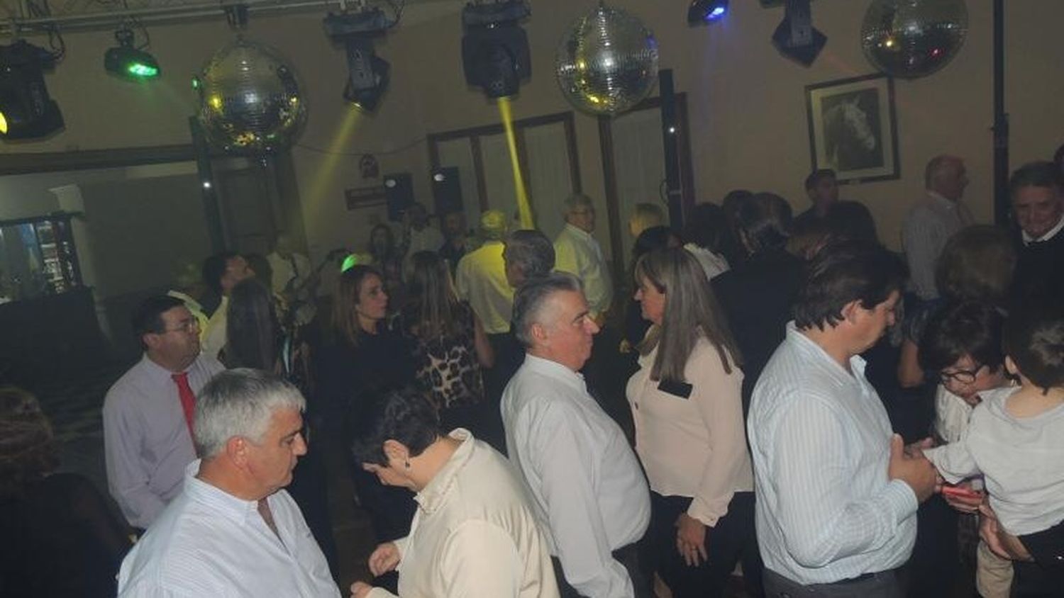 El Jockey Club Gualeguay celebró el 25 de Mayo con su tradicional cena de gala