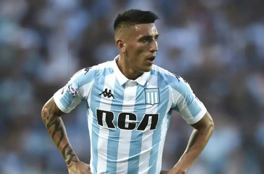 Ricardo Centurión puso el gancho en su nuevo club