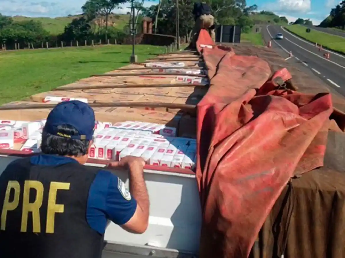 Gendarmería secuestró un camión con $ 38 millones de cigarrillos de contrabando