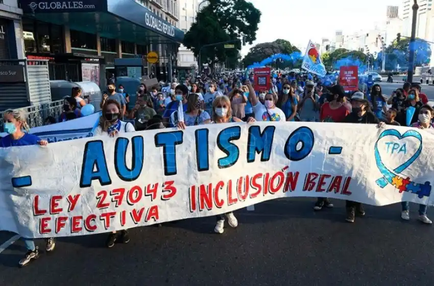 Ley de Autismo y el petitorio de 100 familias marplatenses para que se adhiera el Municipio