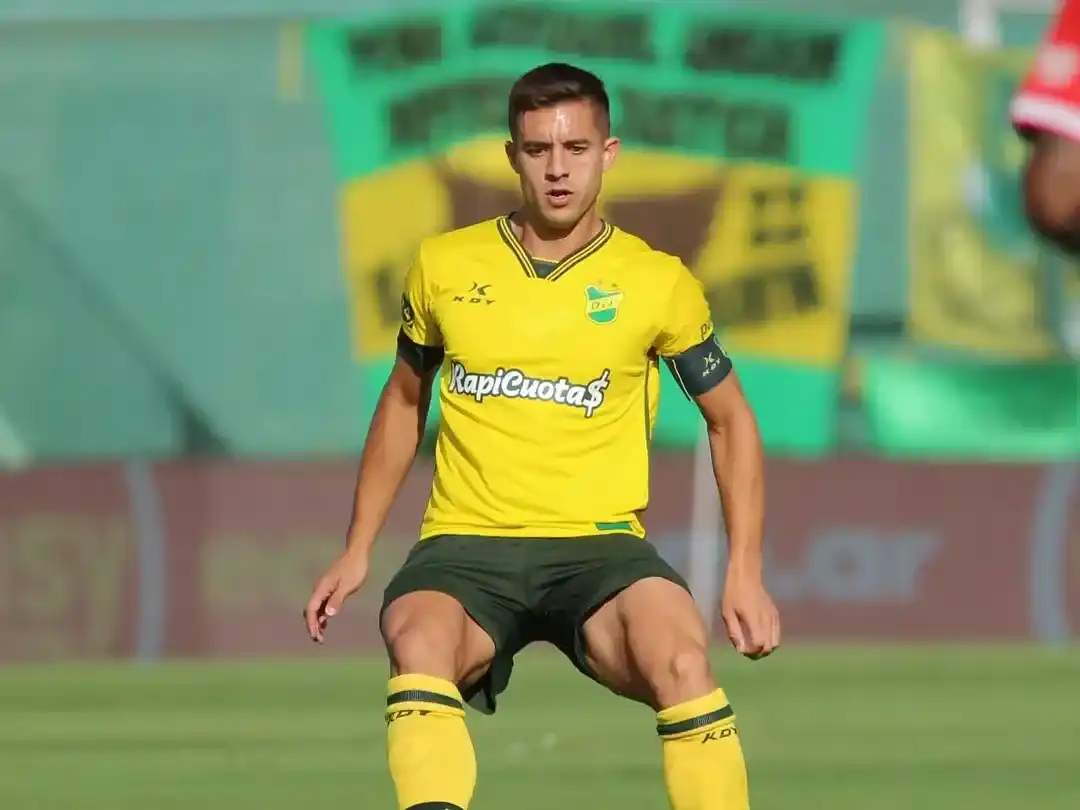 Defensa y Justicia juega por Sudamericana ante Cerro Largo en Uruguay