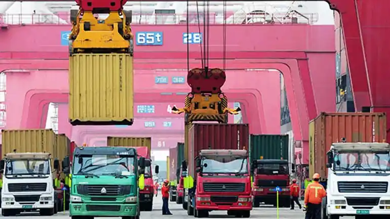 Se desplomó un 92% el superávit comercial en febrero