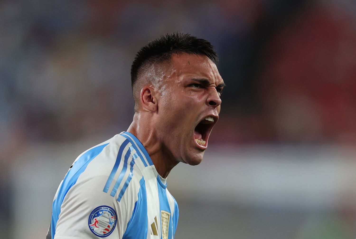 Con gol de Lautaro Martínez, Argentina venció a Chile 1 a 0 y se clasificó a cuartos de final de la Copa América