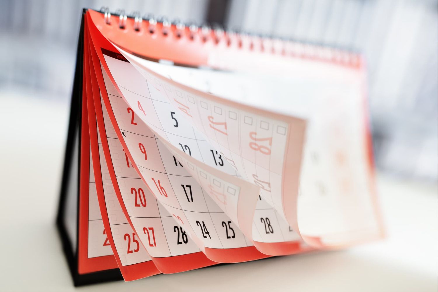 En abril habrá dos feriados y un día no laborable