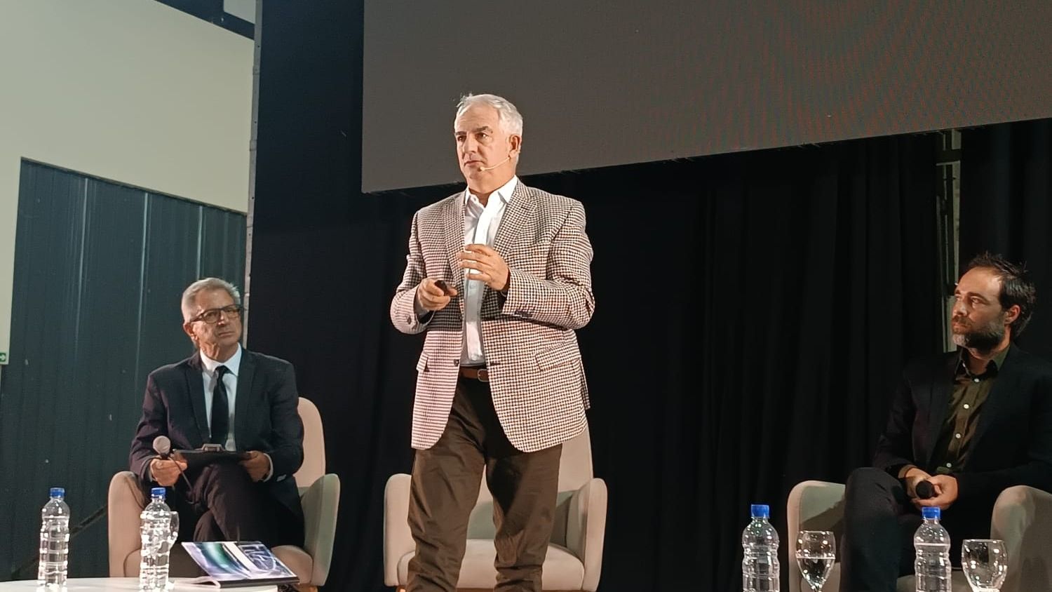 Gustavo Restrepo: "Construir un diálogo con las comunidades es la clave ”
