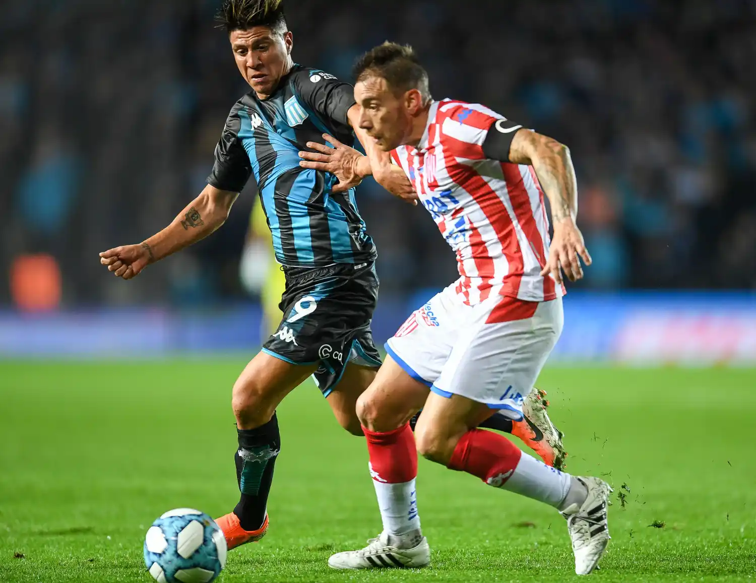 Racing y Unión empataron sin goles