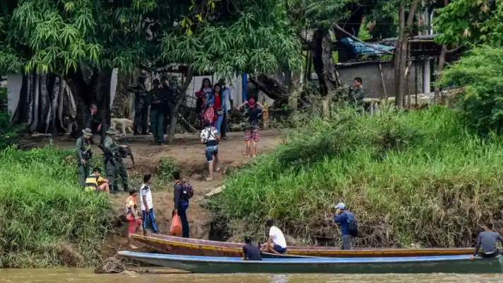 Padrino López NO DIJO NÚMEROS pero confirmó que hay militares muertos en ataque de las FARC a la FANB en Apure