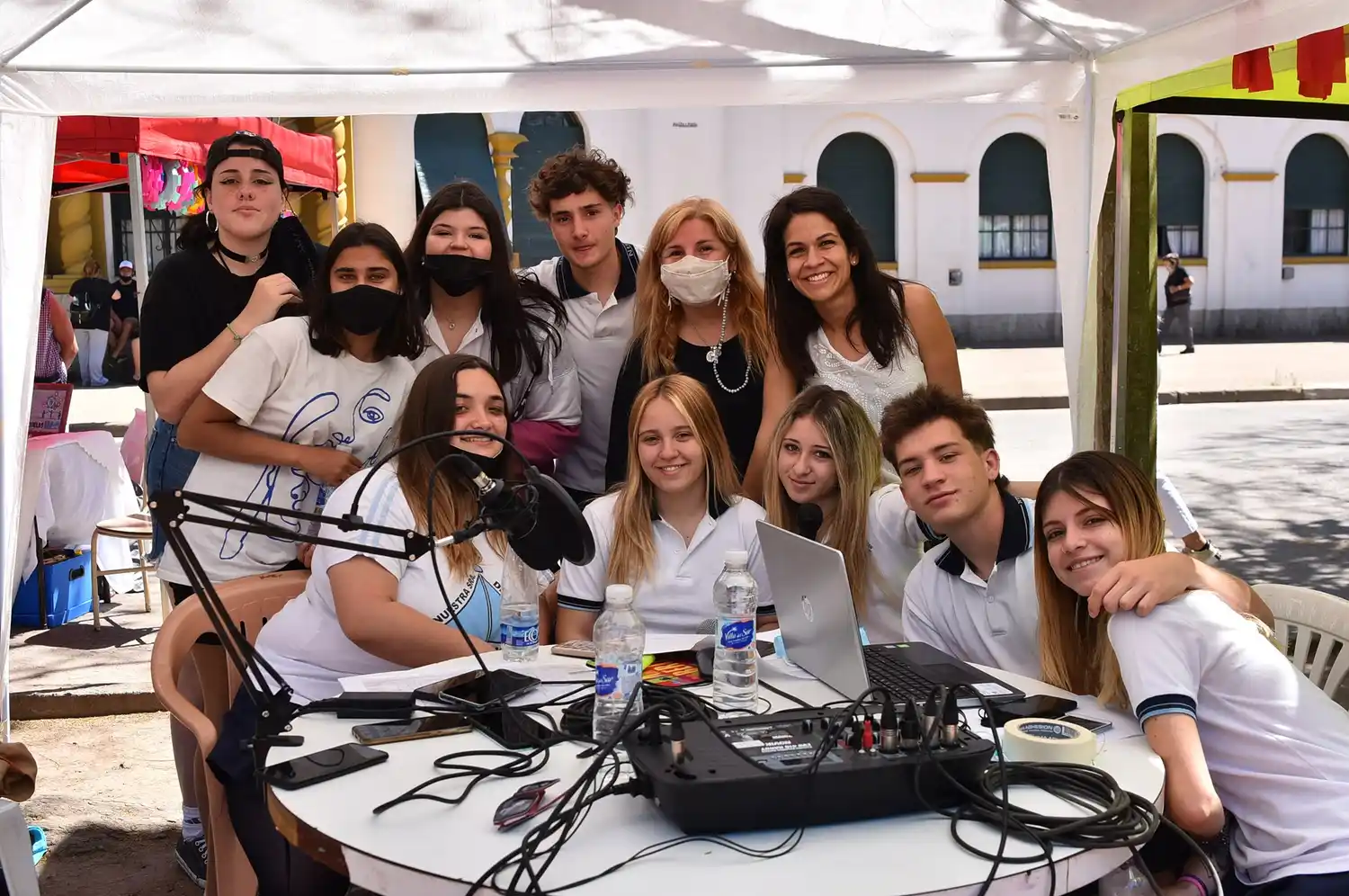 Más de 150 estudiantes de Rauch, Ranchos, Monte, Lezama y Chascomús presentaron a la comunidad distintas propuestas