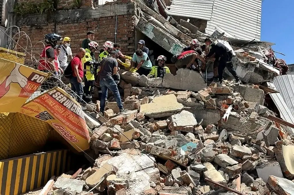 Trabajos de rescate en Colombia