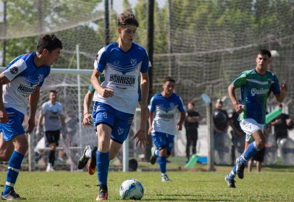 Villa y San Martín juegan mañana el partido decisivo