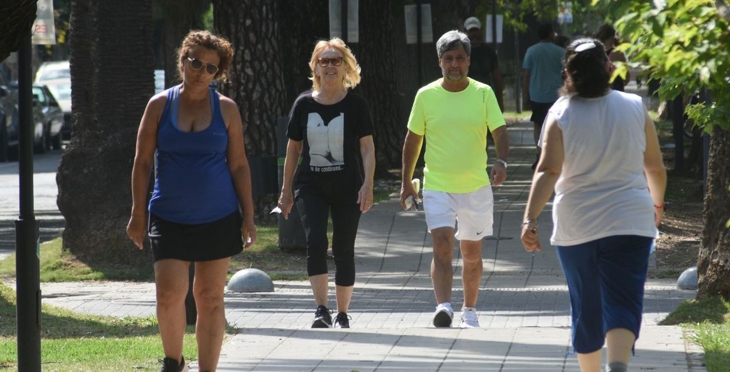 Lunes agradable en la ciudad de Santa Fe