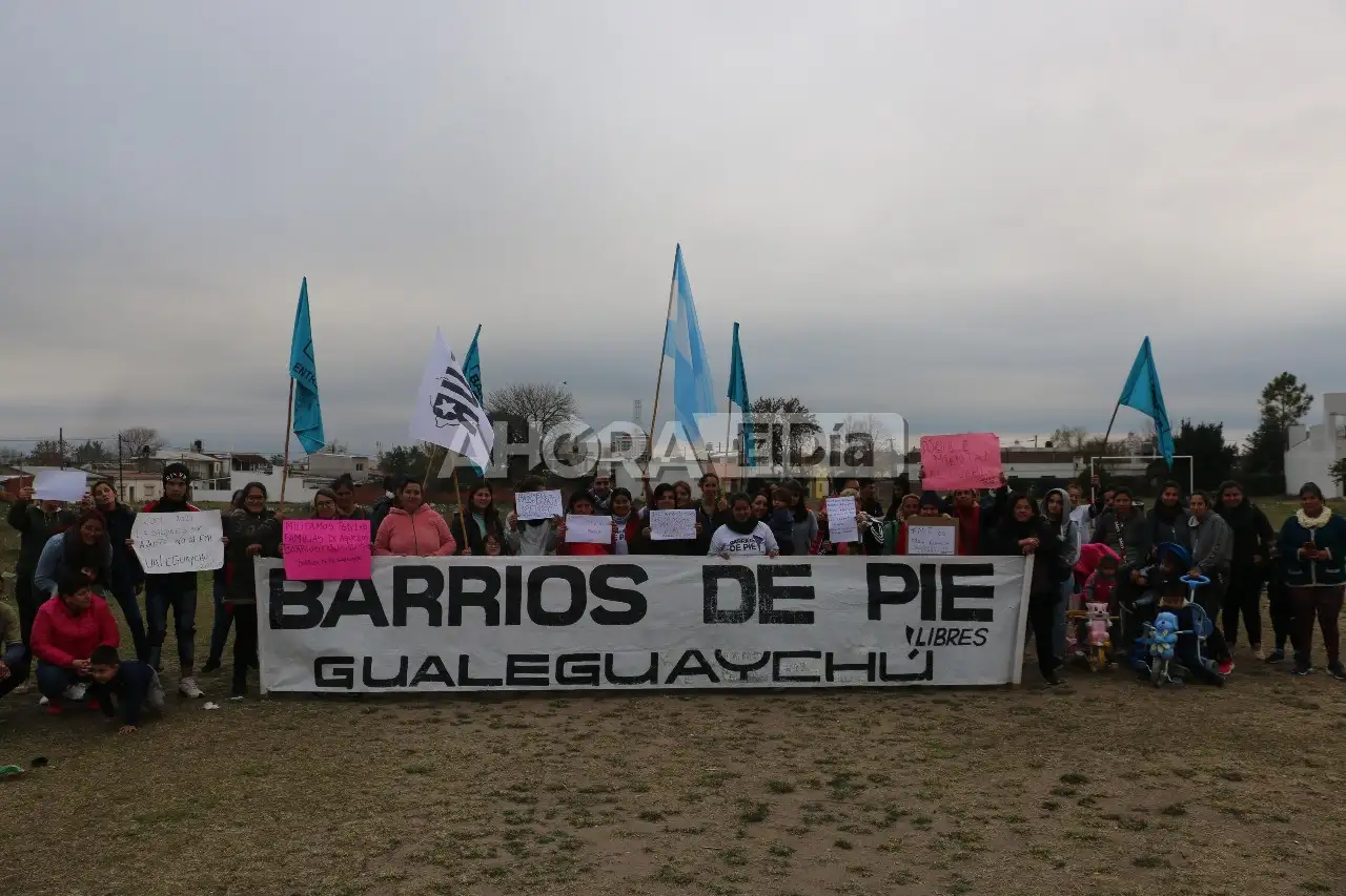 Barrios de Pie “Libres del Sur” realizó una feria con los talleres en el marco de la jornada de protesta