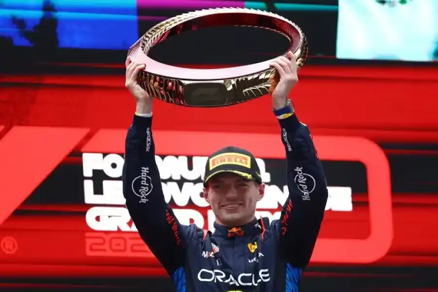 En lo que va de la temporada, no se subió al primer lugar solo en el GP de Australia por abandono