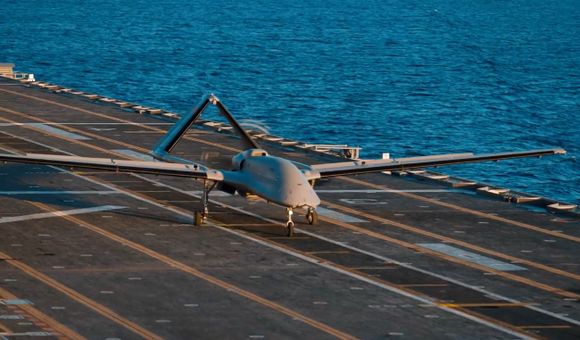 Turkey’s Bayraktar TB3 drone makes history by taking off and landing autonomously at TCG Anadolu