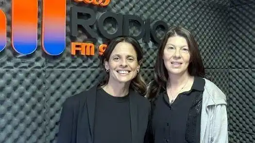 Candidatas. Karina Kiriluc y Eli Ortega en la radio