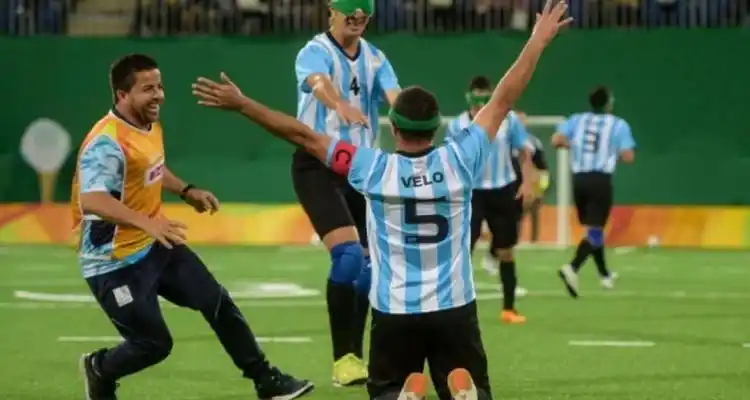 El capitán tuvo su recibimiento como lo que es: un héroe