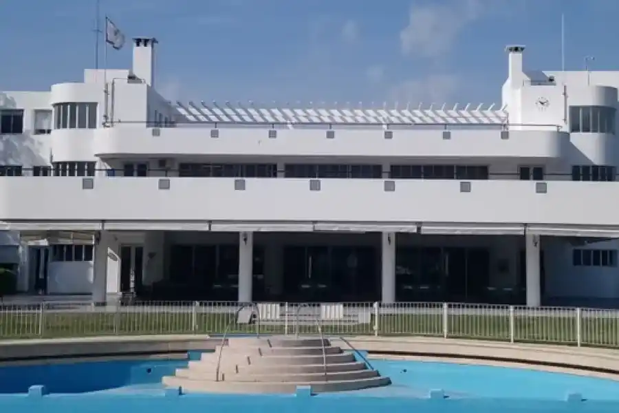 Gran dolor: murió el nene que se ahogó en una pileta de Jockey Club