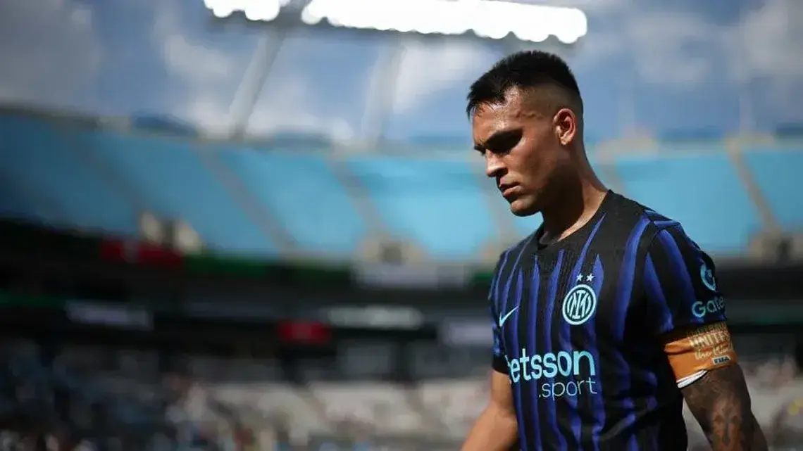 "Pido disculpas a toda la afición", expresó el capitán Lautaro Martínez .Foto:AP