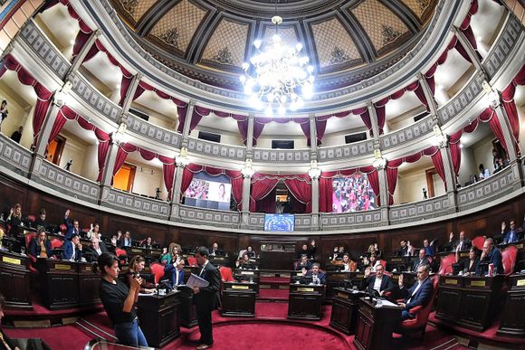 Sin reelecciones indefinidas en la legislatura bonaerense: Quiénes abandonan su cargo y el extraño caso de Tignanelli