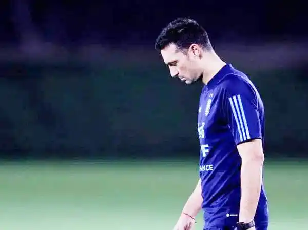 Scaloni piensa en cambios y  hoy habrá partidos inéditos