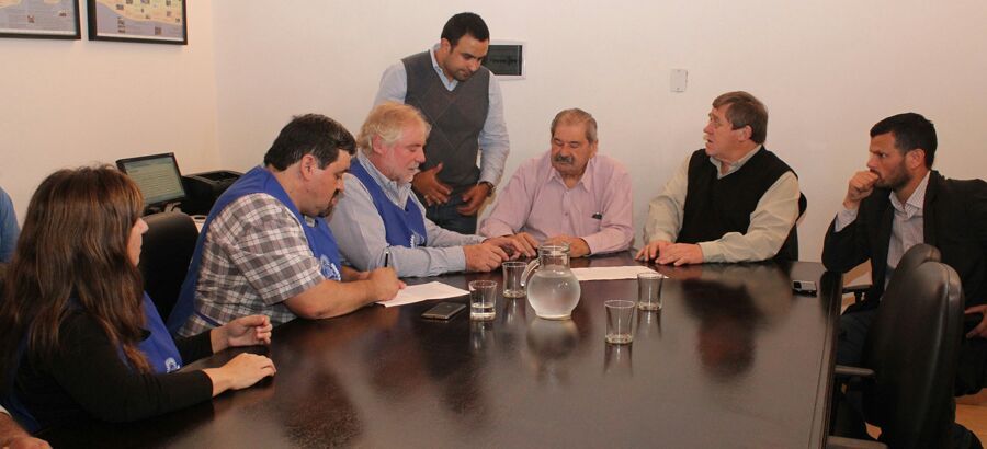 UPCN firmó y se oficializó el acuerdo salarial para los estatales