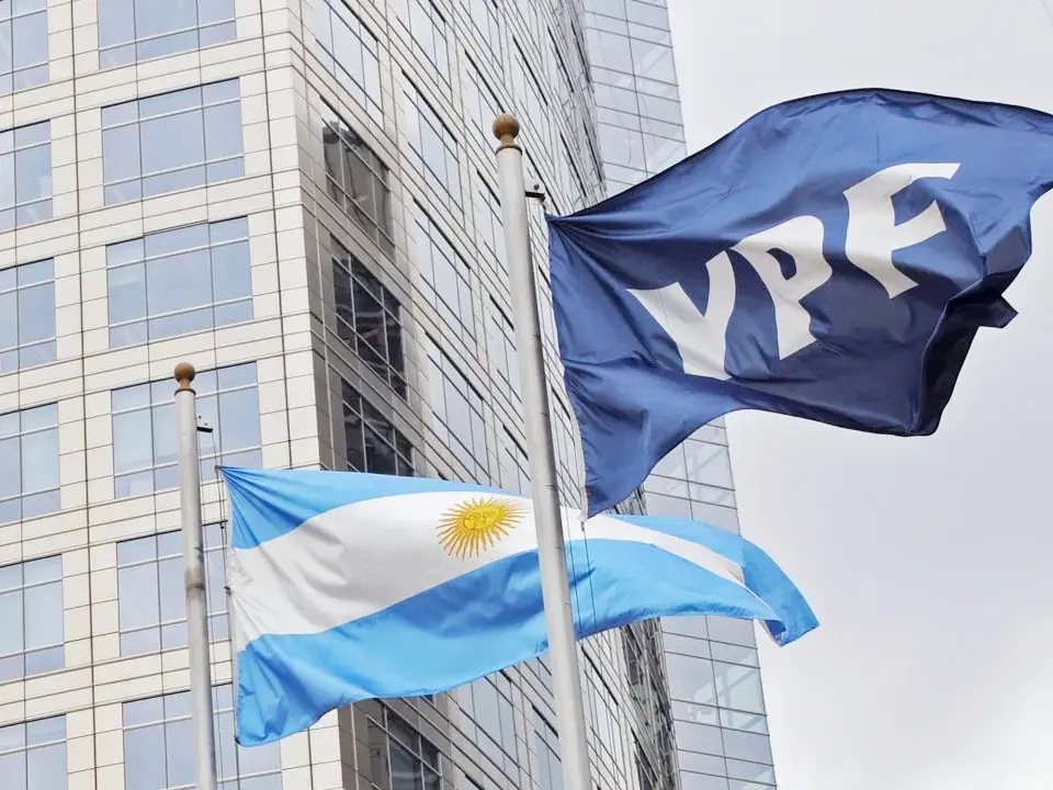 Estados Unidos pide que no declaren en desacato a la Argentina en la causa YPF