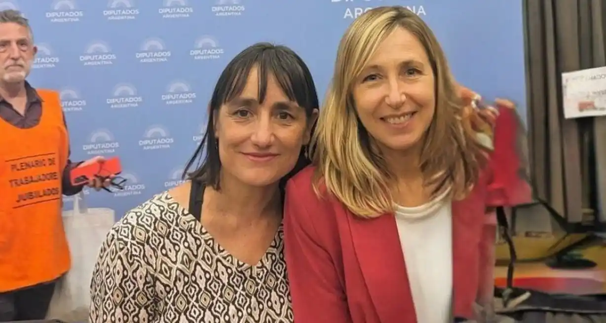 Del Plá y Bregman renunciaron a sus bancas en Diputados, y juraron sus reemplazantes por el FIT.