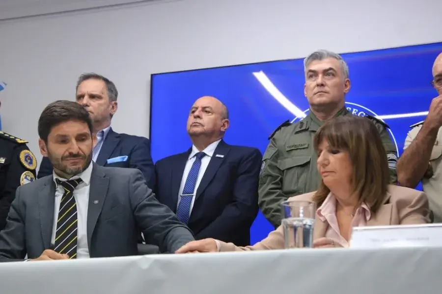 Pullaro y Bullrich, frente al Comité de Crisis: “Los violentos no son víctimas de nada y les va a caer todo el peso de la ley”