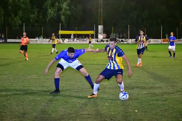 Se completa la séptima fecha y sobresale el clásico de Urdinarrain