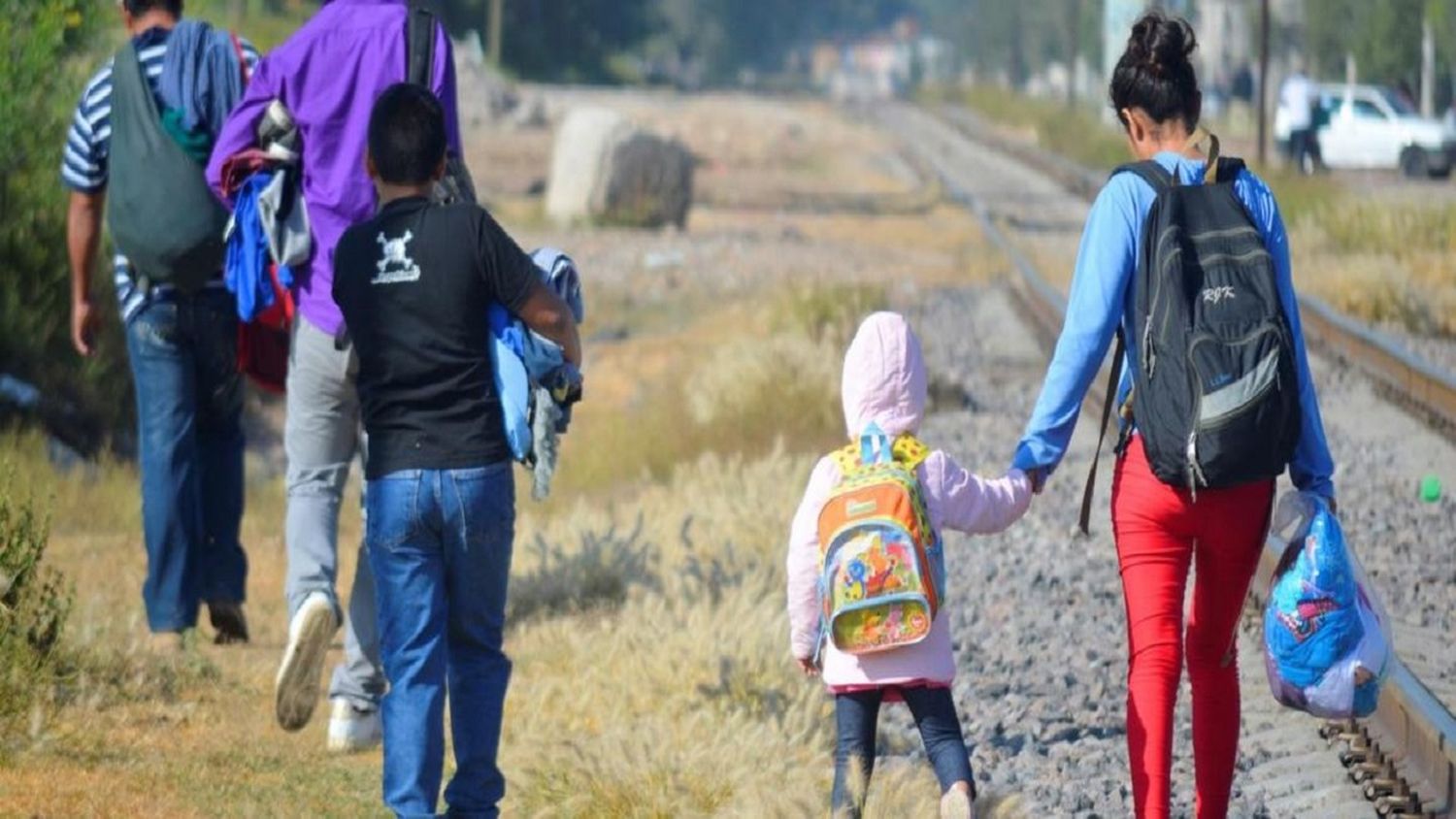 DESPLAZADAS por la violencia: mujeres y niñas migrantes enfrentan horrores al llegar a México, según ACNUR