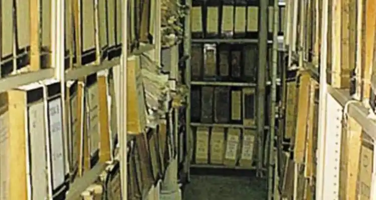 Sumario a Jefe de Archivo: Corren traslado para que haga su descargo