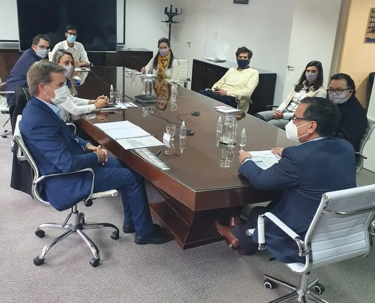 Piaggio avanzó con Nación en gestiones para obras públicas y el Parque Industrial Seco