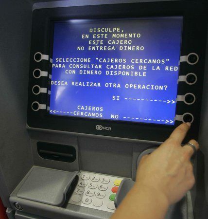 Cajeros: hasta el 30 de septiembre no se cobrarán comisiones por su uso