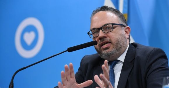 Según Kulfas, la industria "recuperó todo lo perdido en 2020 y parte de lo que perdió con Macri, saliendo de la doble crisis"