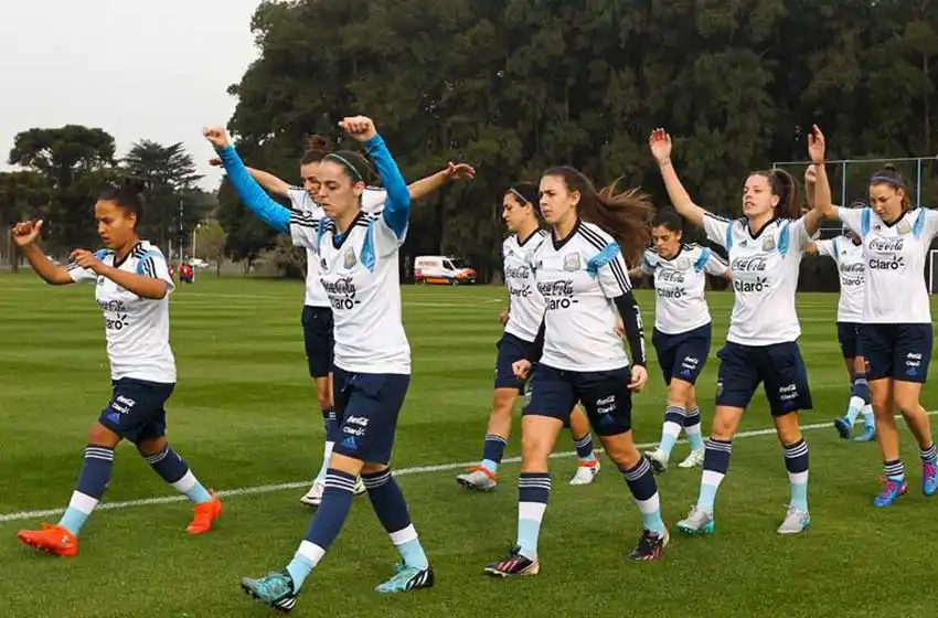 Las chicas de la Selección reclaman mejores condiciones
