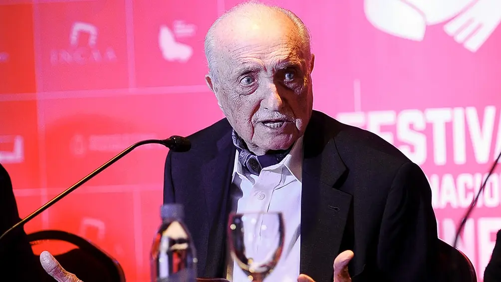 Homenaje a José Martínez Suárez en Villa Cañás