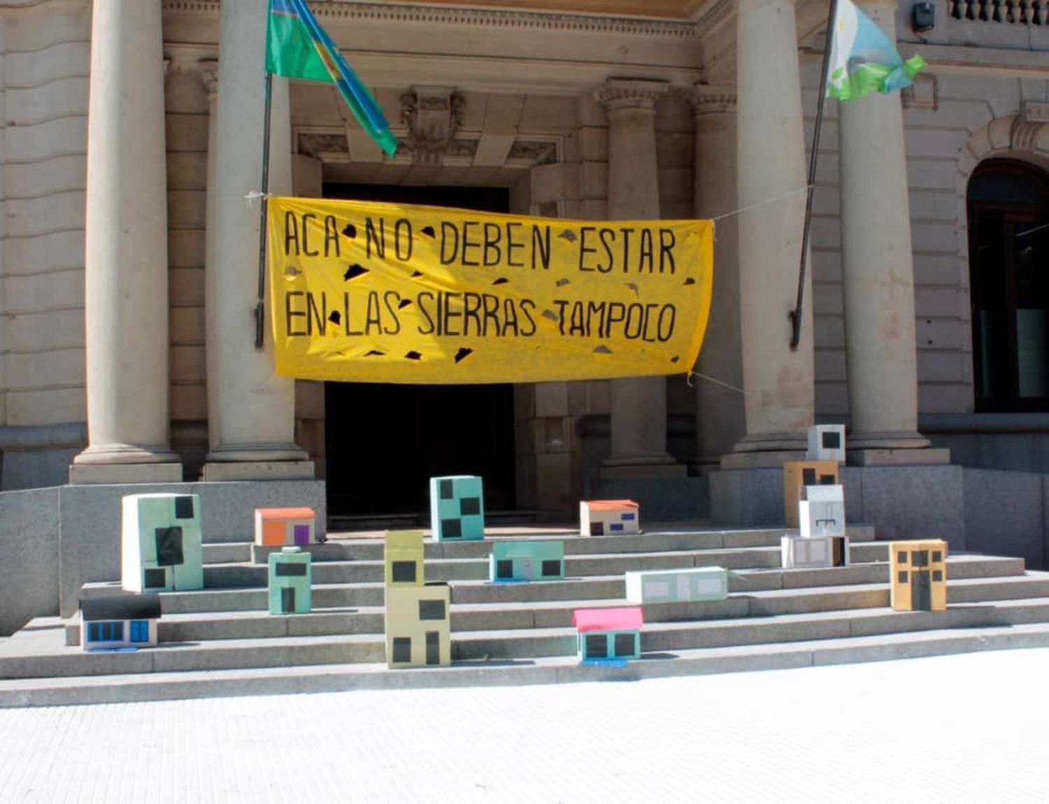 La Asamblea por las Sierras intervino el Municipio para exponer el avance de las construcciones sobre el paisaje