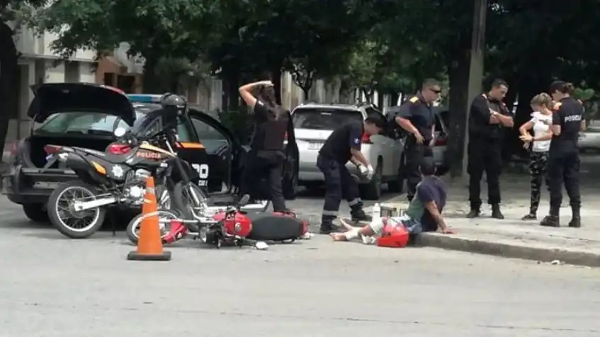 Rosario: vecinos atraparon y golpearon a un motochorro