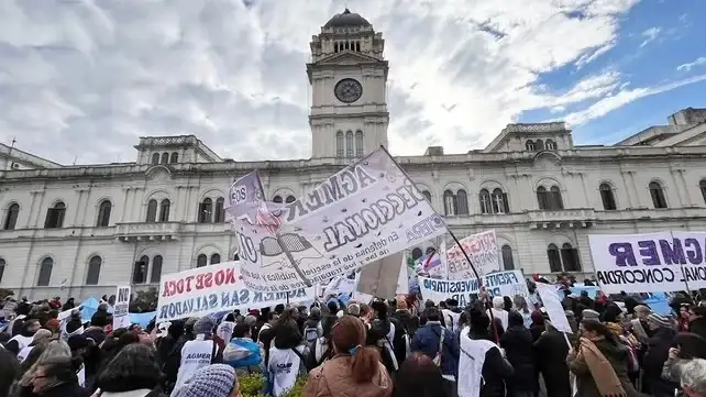 Paro y movilización en Entre Ríos: qué gremios se suman a la medida de fuerza de este miércoles