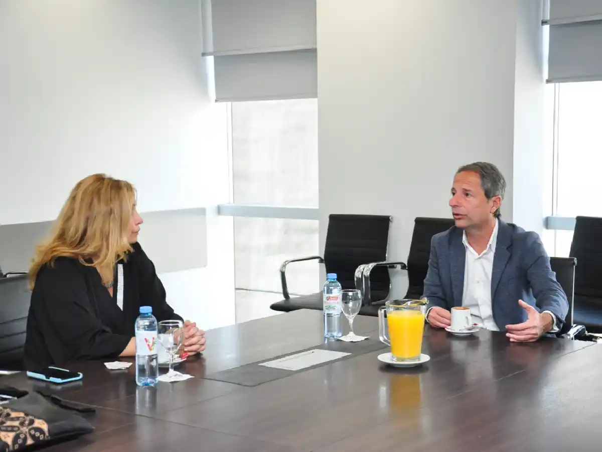 Compra del exedificio de Bancor: firmó la escritura y avanzan obras 