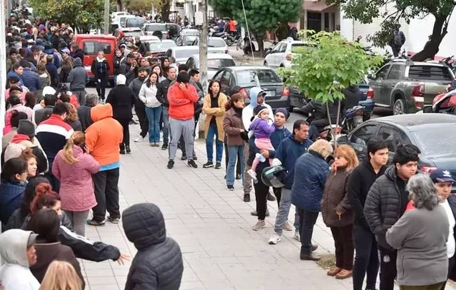 Elecciones 2023: el oficialismo festejó en
Tucumán con el triunfo de Osvaldo Jaldo