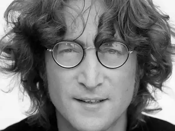 Los motivos que llevaron a Mark David Chapman a asesinar a John Lennon hace 45 años