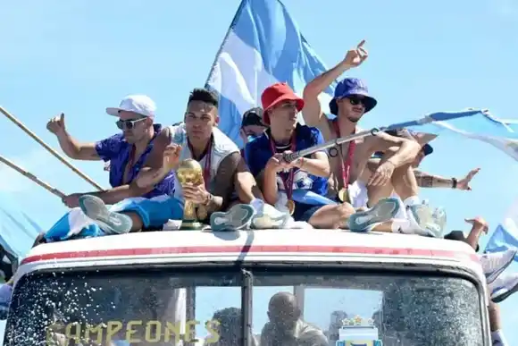 Así seguirán los festejos de los Campeones del Mundo