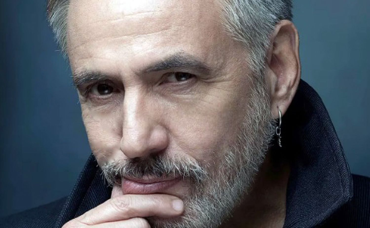 Alejandro Lerner prepara su show “Vuelven los lentos” en el teatro París