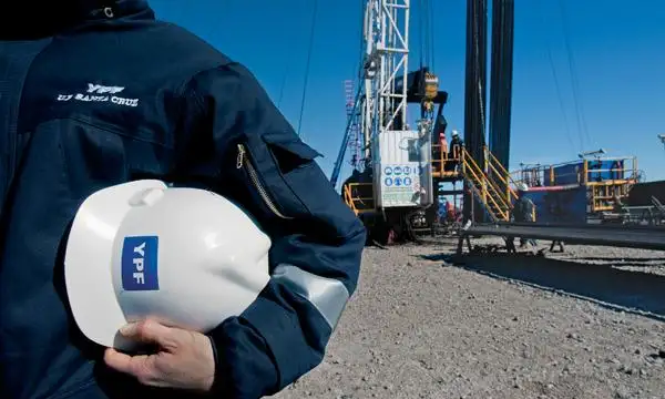 YPF da de baja 33 equipos y peligran 1700 puestos de trabajo