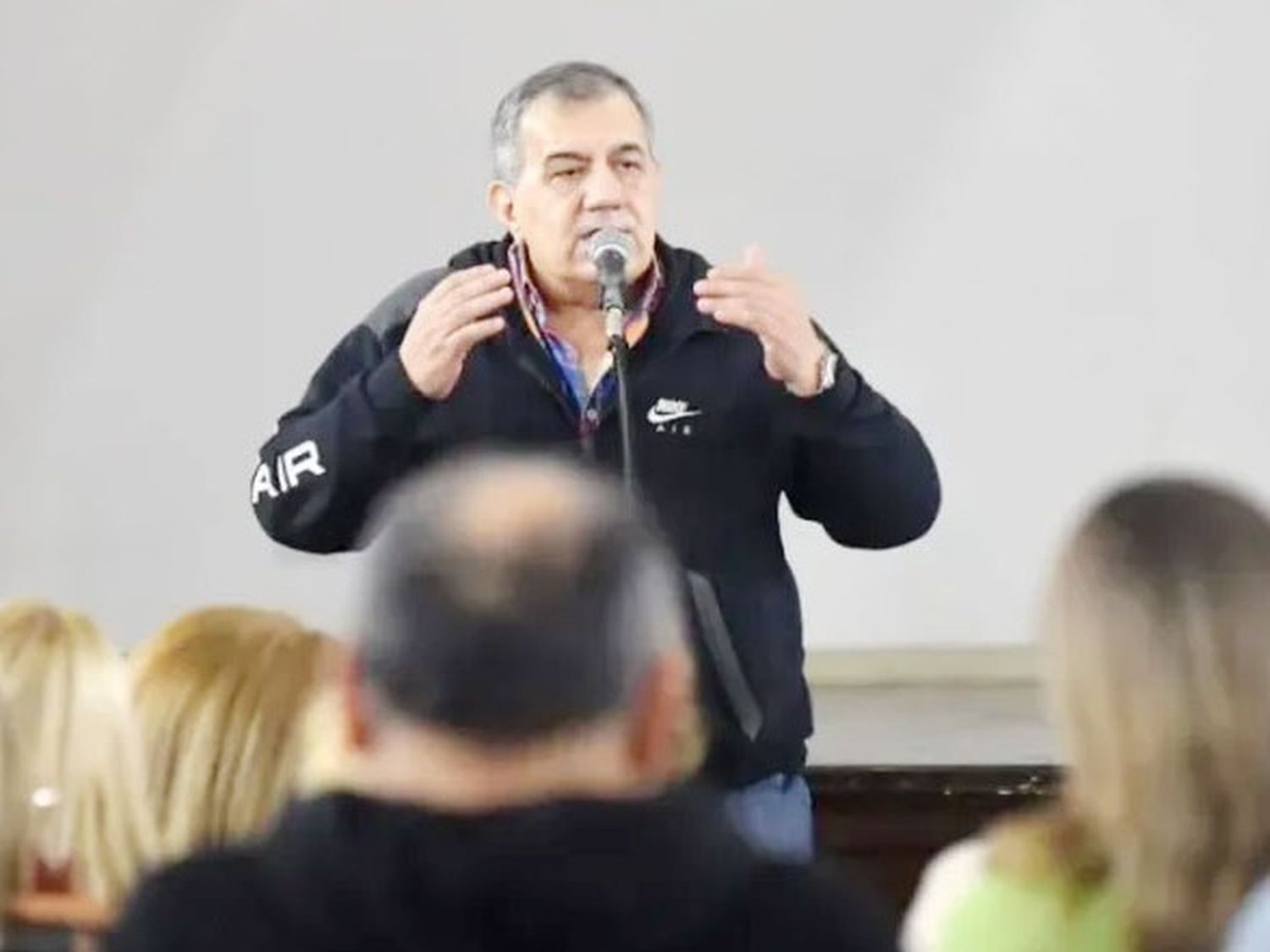 Cáceres cruzó a Frigerio por su cercanía con el Gobierno nacional y lo acusó de priorizar la foto a los reclamos